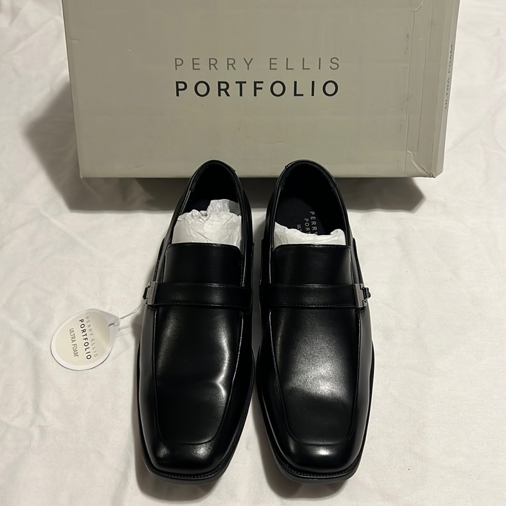 Perry Ellis Portfolio Ultra Foam dress shoes for men size 10